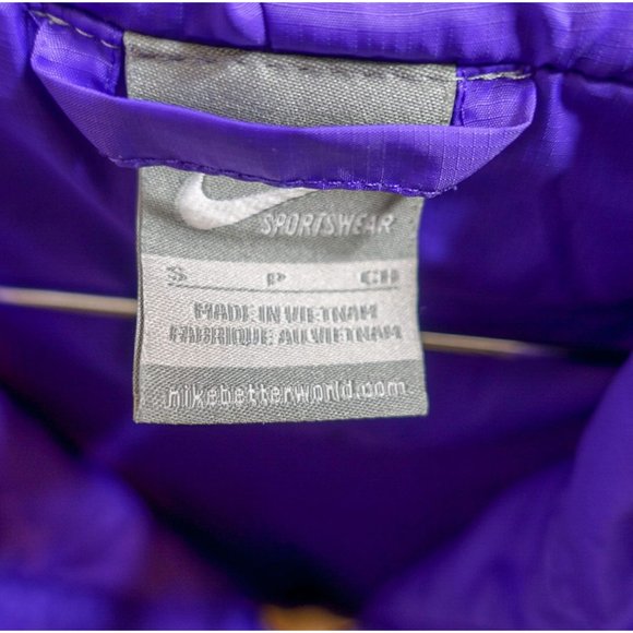 Nike Girls Small Jacket Hooded Windbreaker Purple Full-Zip Athletic Athleisure - Picture 3 of 5